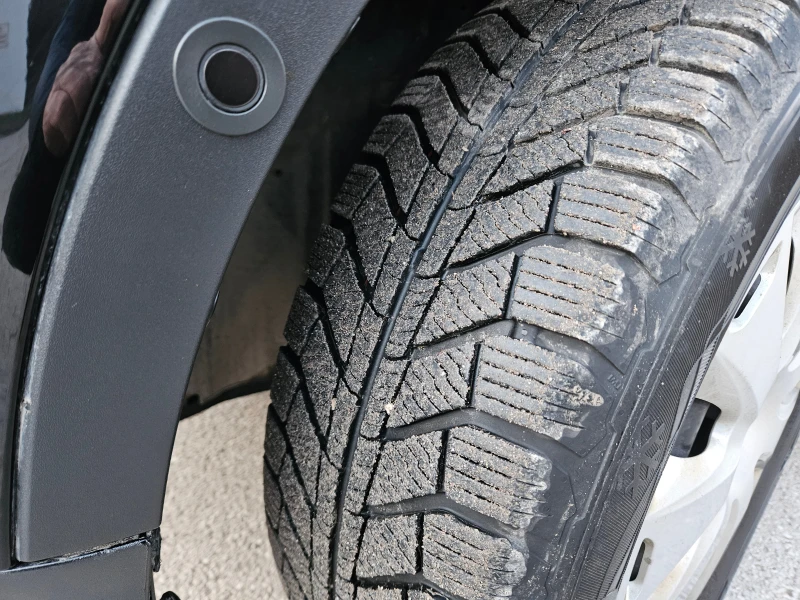 Ford Kuga 2.0, 120к.с., Евро 6, Перфектен!, снимка 16 - Автомобили и джипове - 53407765