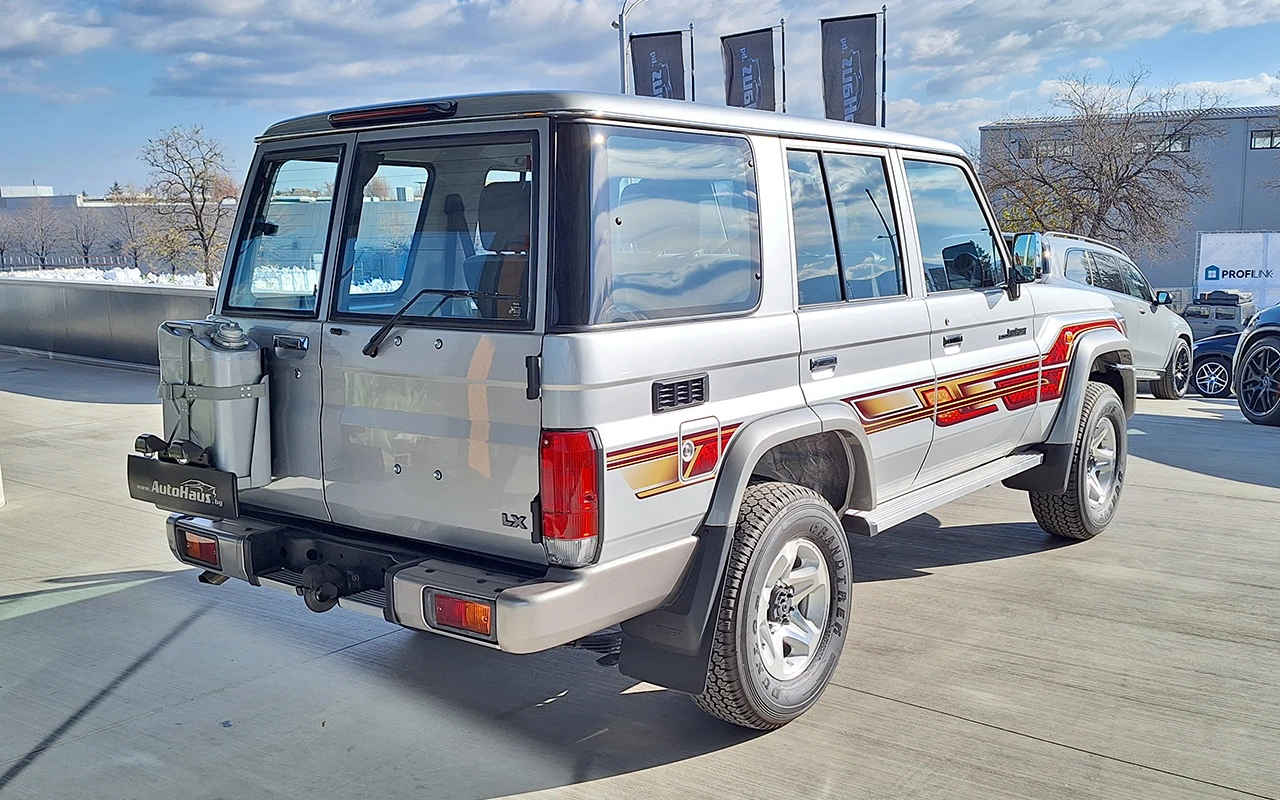 Toyota Land cruiser 76 Hardtop LX - изображение 4