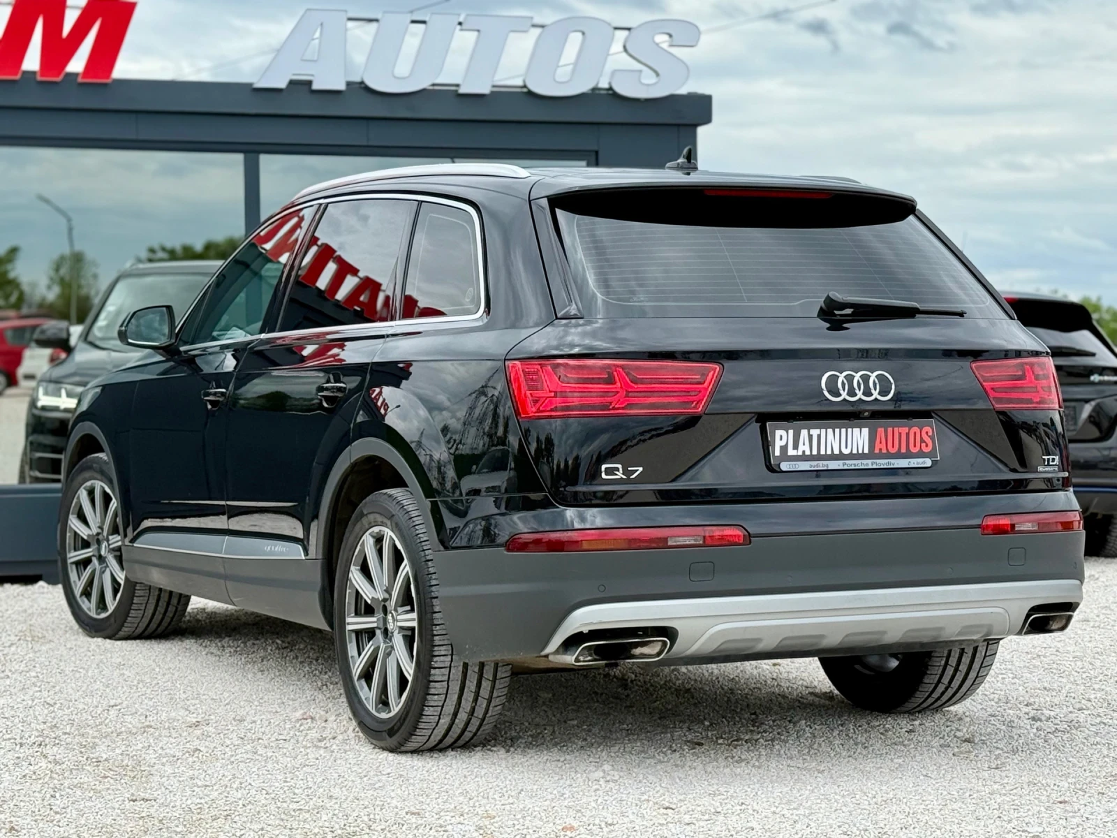 Audi Q7 3.0 - изображение 7
