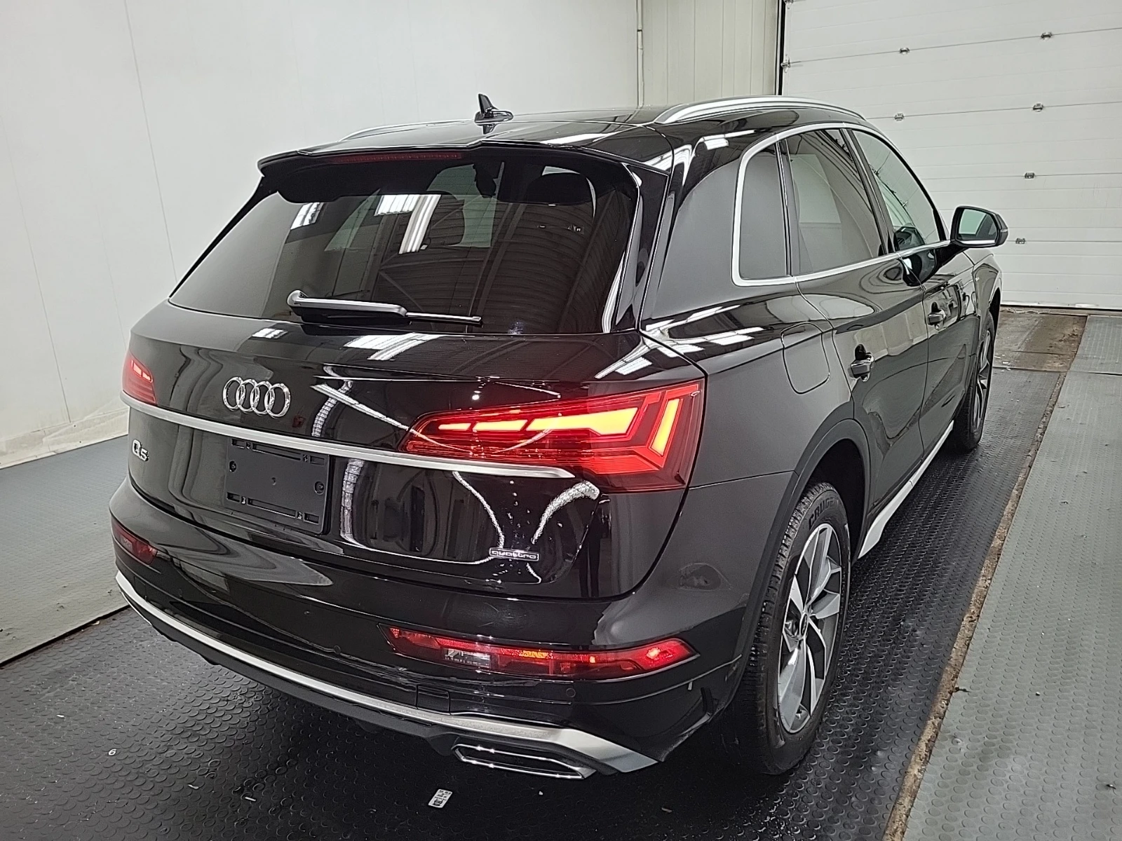 Audi Q5 * CARFAX *    | Mobile.bg   6