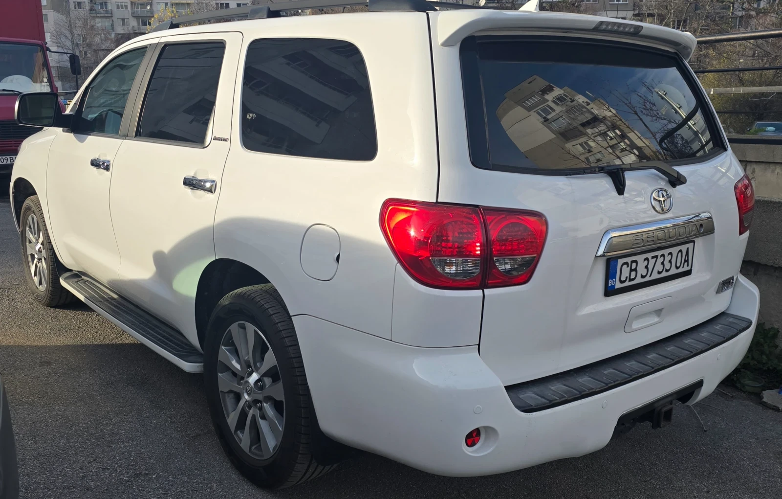 Toyota Sequoia Limited  - изображение 4