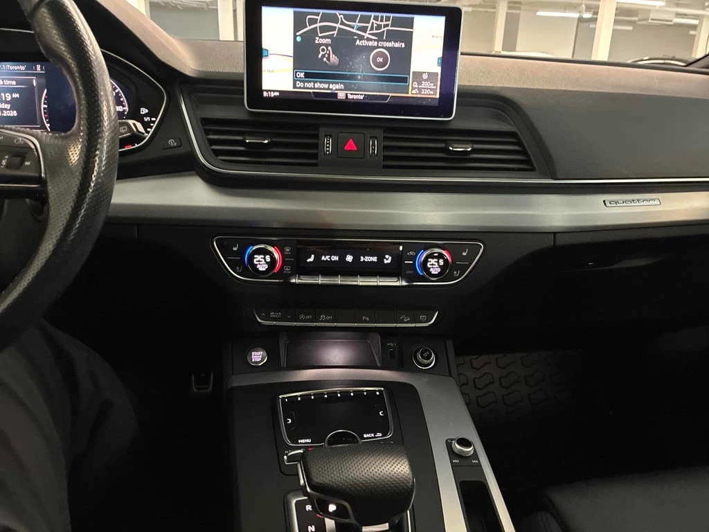 Audi Q5 * Technik * CARFAX * БЕЗ ПЪРВОНАЧАЛНА ВНОСКА - изображение 9