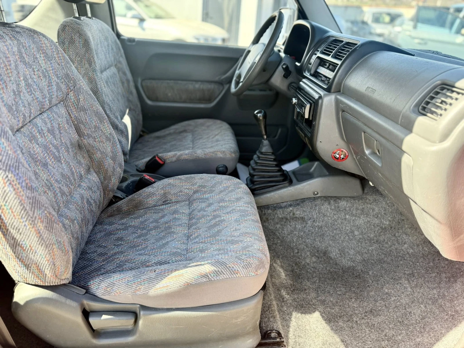 Suzuki Jimny 1.3 4х4, снимка 11 - Автомобили и джипове - 53769838