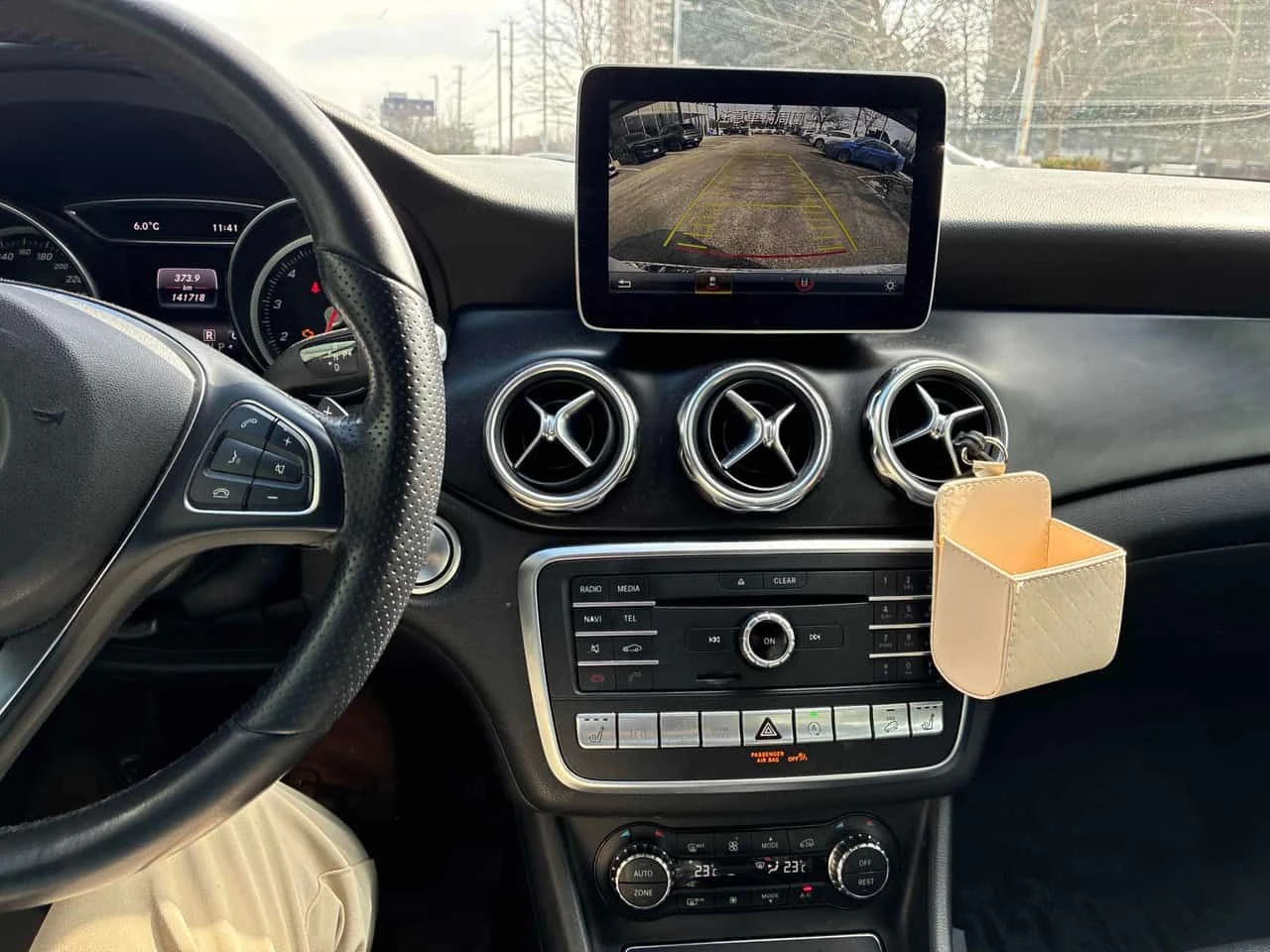 Mercedes-Benz GLA 250 4MATIC * ПОДГРЕВИ* ПАНОРАМА* KEYLESS* , снимка 9 - Автомобили и джипове - 53916985