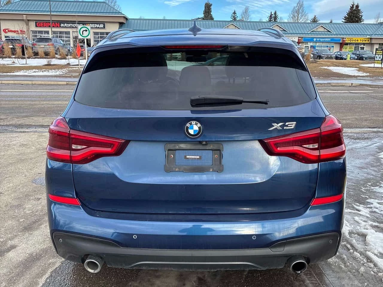 BMW X3 * xDrive30i * CARFAX * HEAD UP * ПАНО * КЛИП, снимка 4 - Автомобили и джипове - 54009922