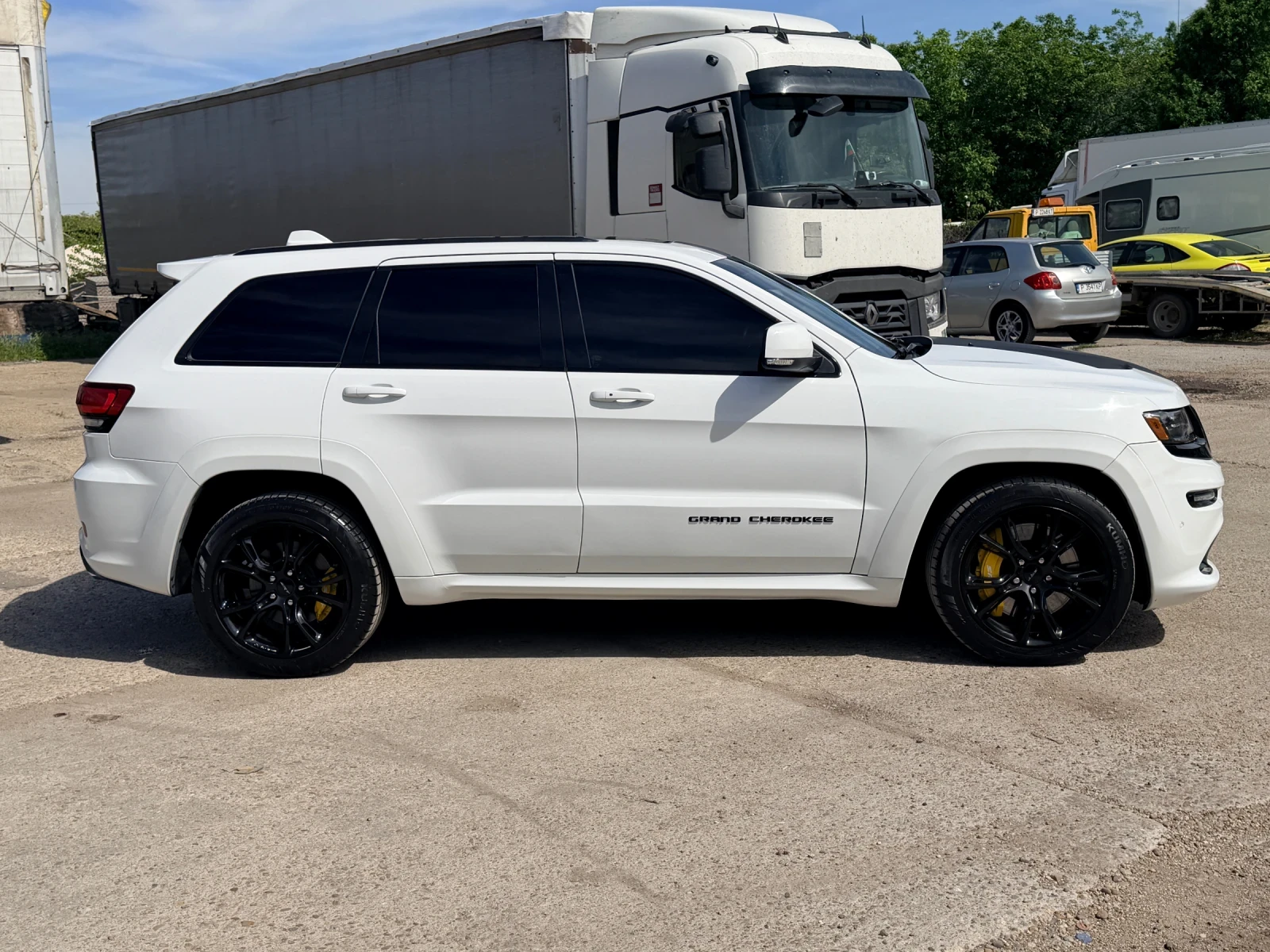 Jeep Grand cherokee SRT 6.4 V8, снимка 12 - Автомобили и джипове - 54610681