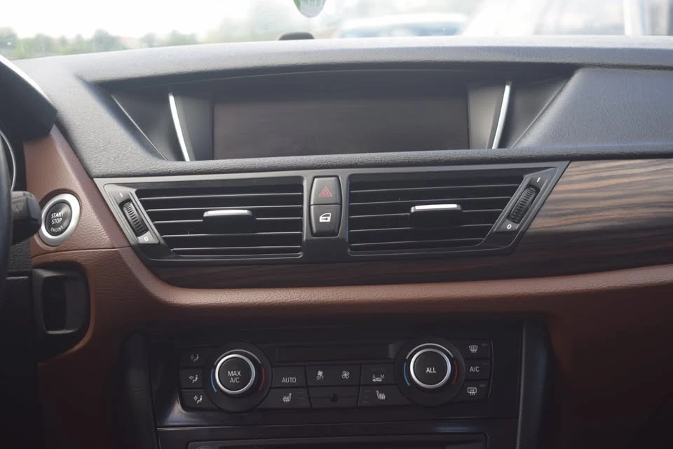 BMW X1 35i XDrive, снимка 10 - Автомобили и джипове - 55385040