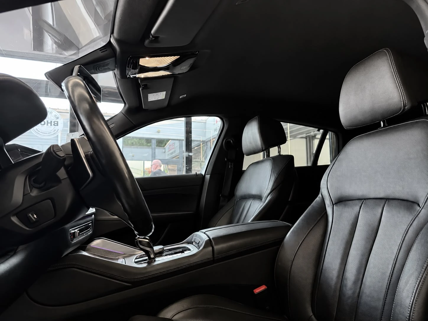 BMW X6 M Sport* Full* Harmann Kardon* ЛИЗИНГ, снимка 8 - Автомобили и джипове - 55578919