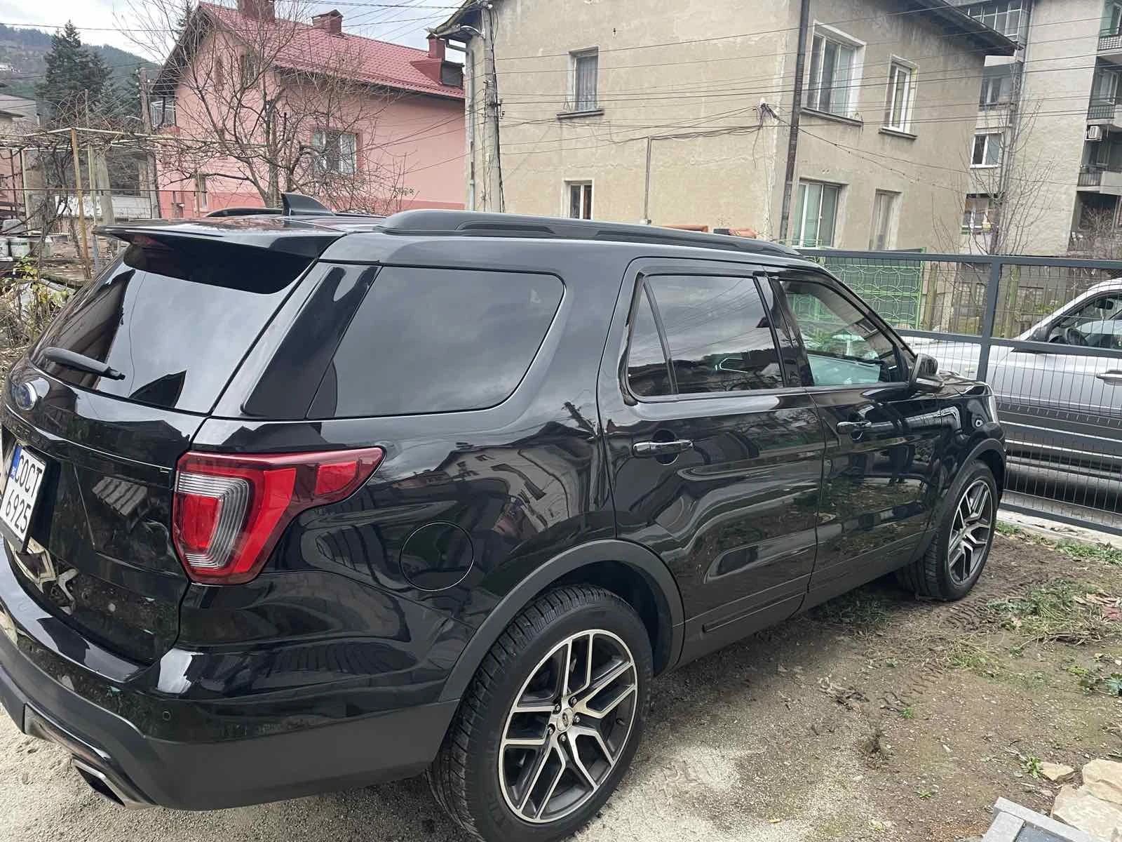 Ford Explorer Sport, снимка 2 - Автомобили и джипове - 56527486
