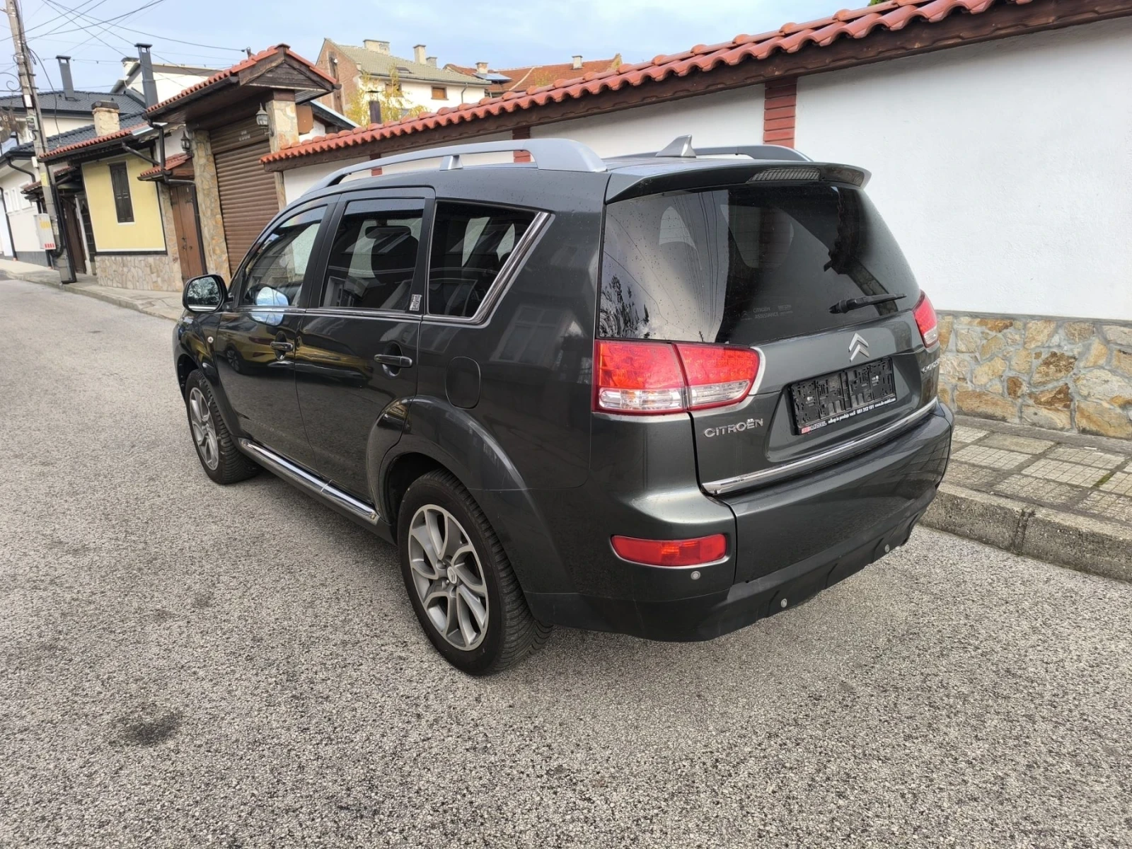 Citroen C-Crosser 2.4i, снимка 4 - Автомобили и джипове - 56728148