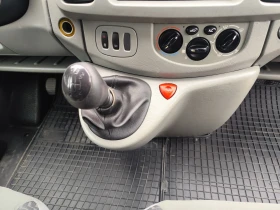 Opel Vivaro 1.9/101/климатик, снимка 9
