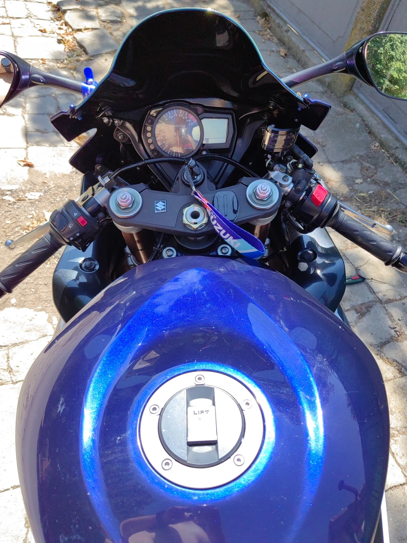 Suzuki Gsxr K5 1000 - изображение 8