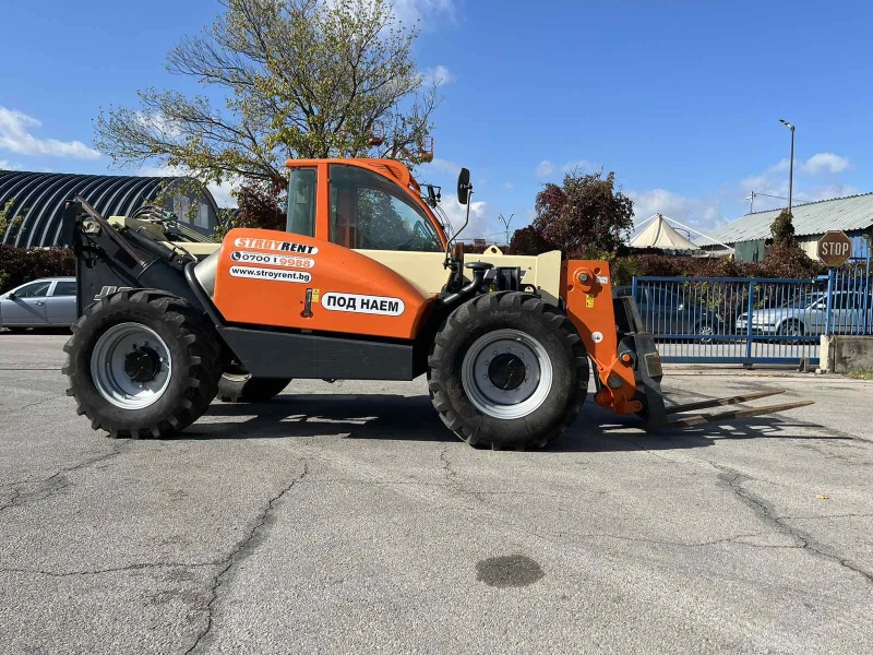 Телескопичен товарач JLG 3508, снимка 6 - Селскостопанска техника - 47893420