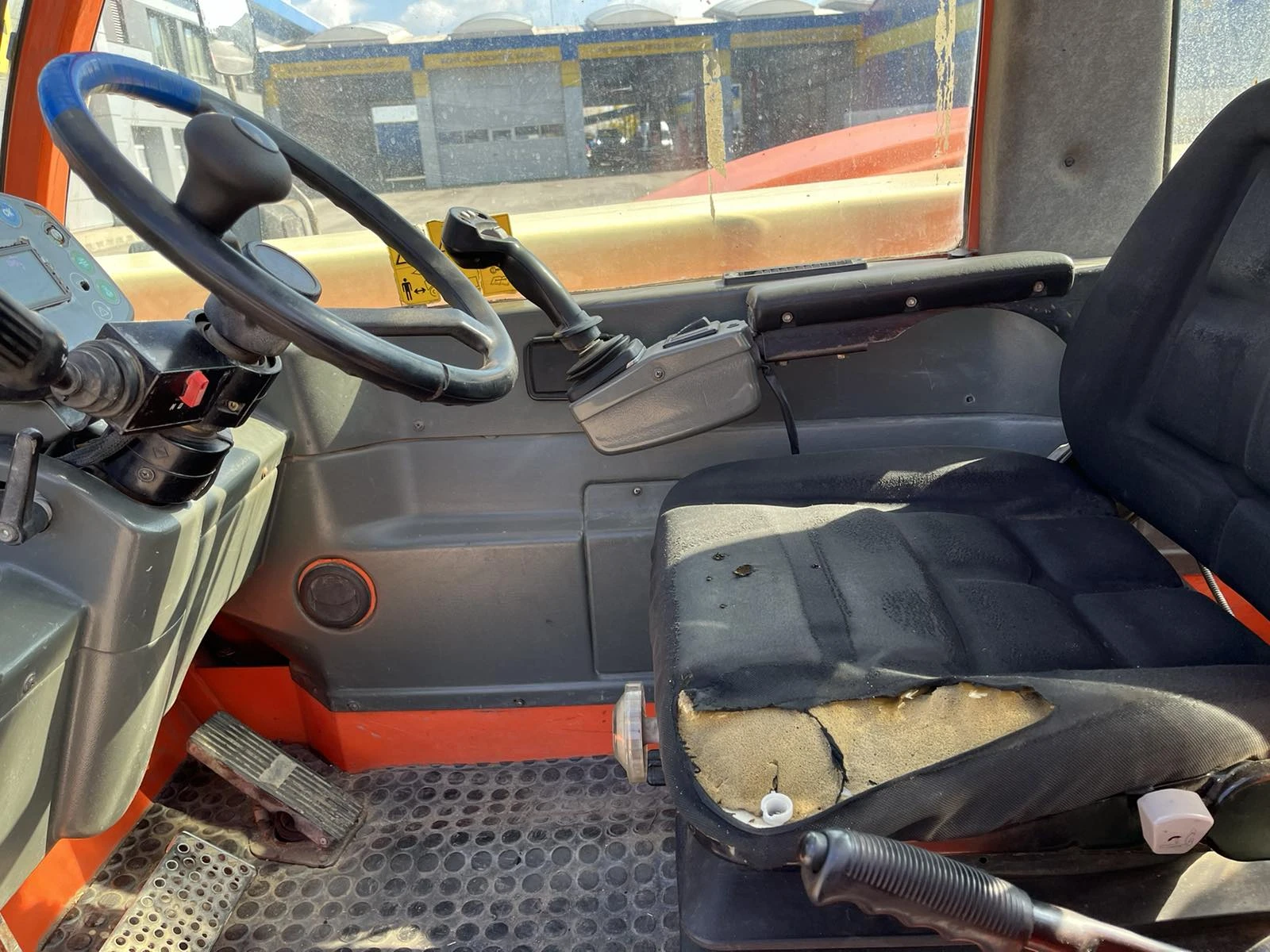   JLG 3508 | Mobile.bg   13