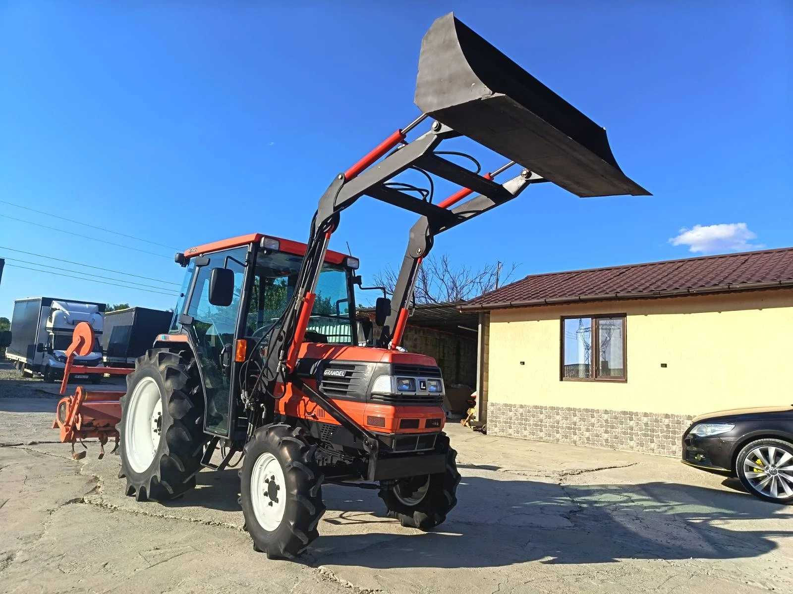 Трактор Kubota GL32