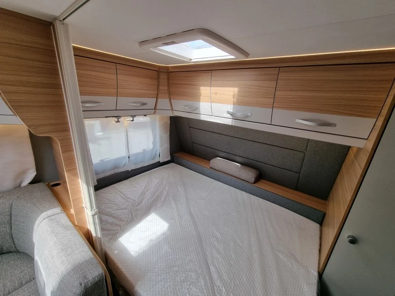 Каравана Dethleffs Camper 540QMK !!!С тстъпка 5555EUR!!!, снимка 15 - Каравани и кемпери - 47218840