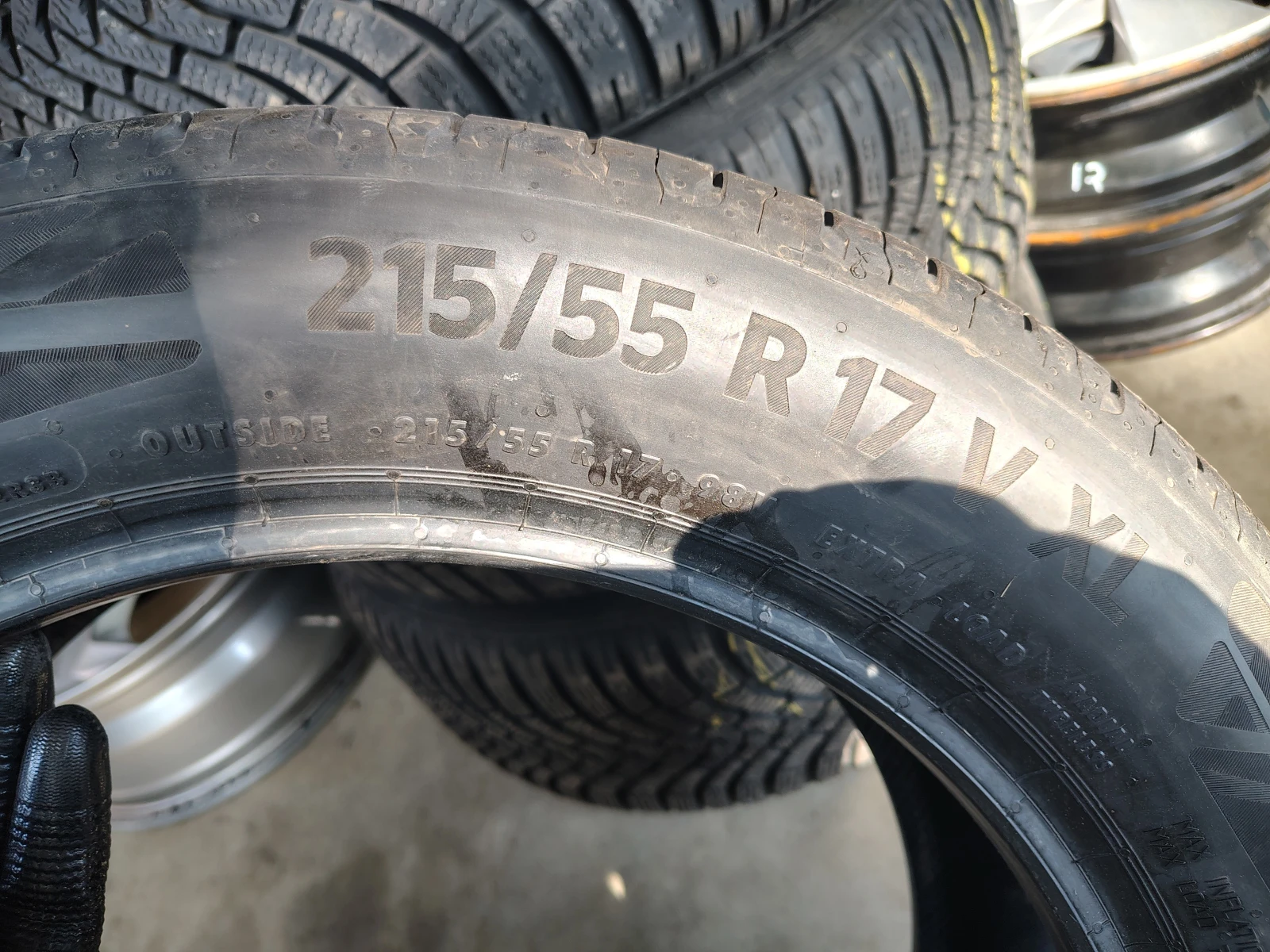 Гуми Летни 215/55R17, снимка 7 - Гуми и джанти - 55844306