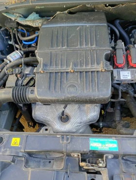 Fiat Punto 1.4 i LPG suisse, снимка 9