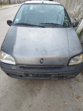 Renault Clio 1.4 на части 75к.с, снимка 2