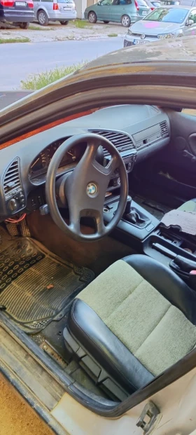 BMW 320, снимка 4