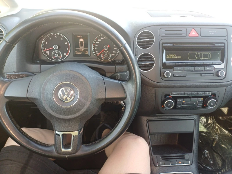 VW Golf Plus 1.4 TSI 160 ps ОБСЛУЖЕНА * * * , снимка 10 - Автомобили и джипове - 47530592