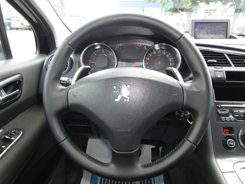 Peugeot 3008 1.6HDI EURO4, снимка 10 - Автомобили и джипове - 45685639