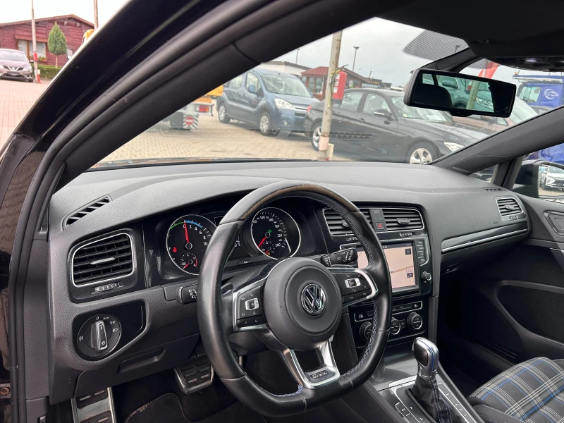 VW Golf 1.4GTE PLUG-IN HUBRID AVTOMAT/NAVI EURO 6 ЛИЗИНГ, снимка 11 - Автомобили и джипове - 45795656