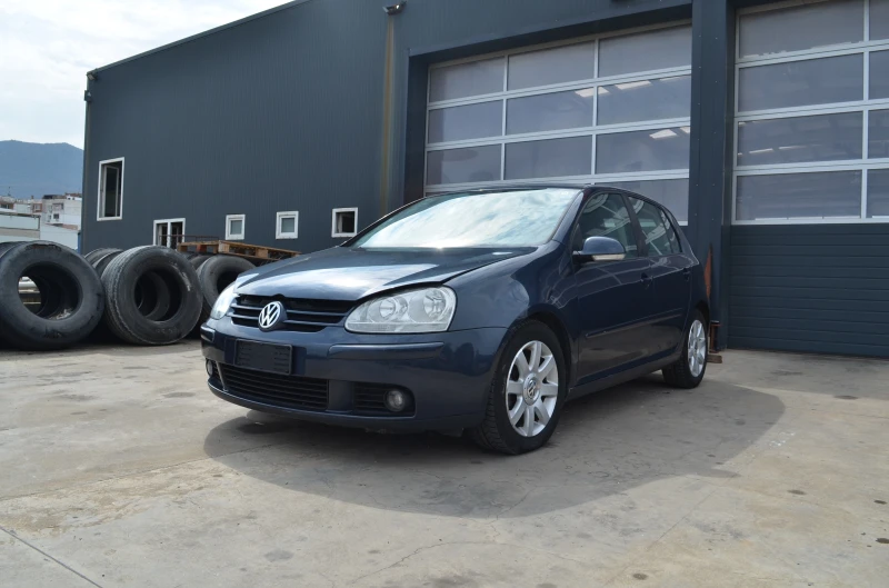 VW Golf 2.0 TDI, снимка 3 - Автомобили и джипове - 47054646