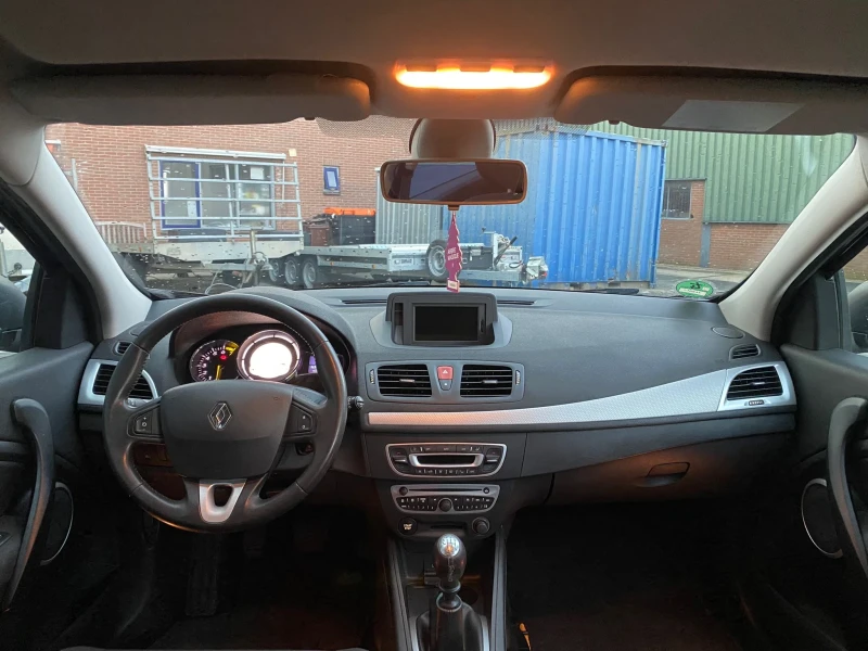 Renault Megane 1.4 TCe keyless , Navigation, Full , снимка 10 - Автомобили и джипове - 48268714