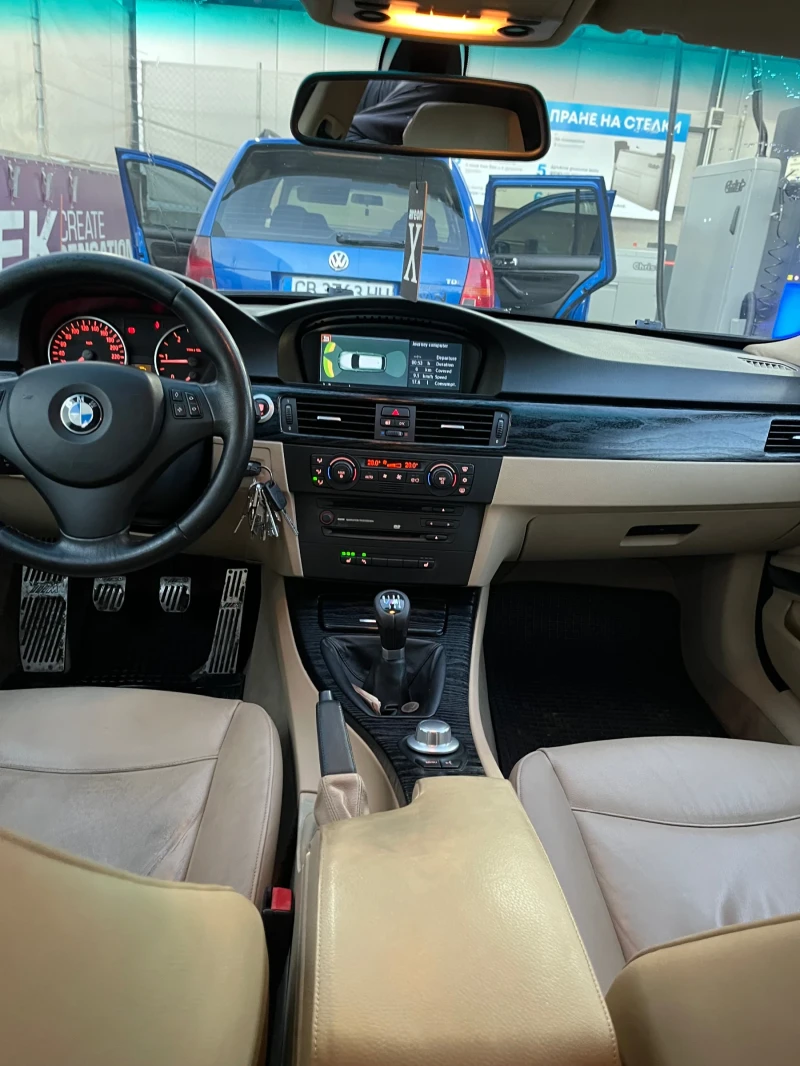 BMW 320, снимка 7 - Автомобили и джипове - 48437939