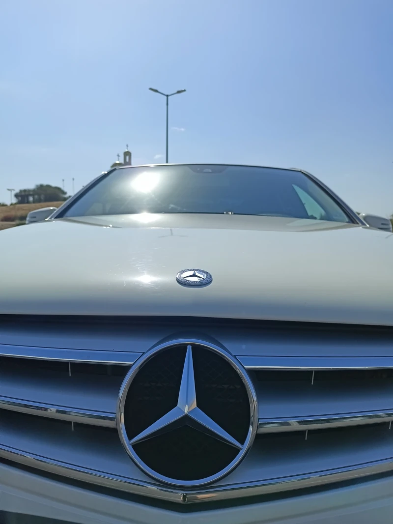 Mercedes-Benz C 350, снимка 12 - Автомобили и джипове - 51374372