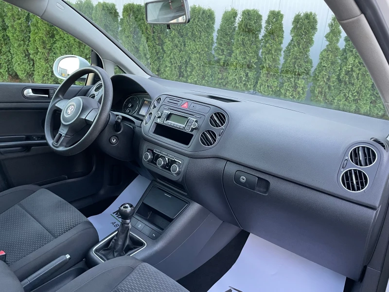 VW Golf Plus  1.6 TDI/105 h.p/Facelift/2010.г/Италия/, снимка 11 - Автомобили и джипове - 52406440