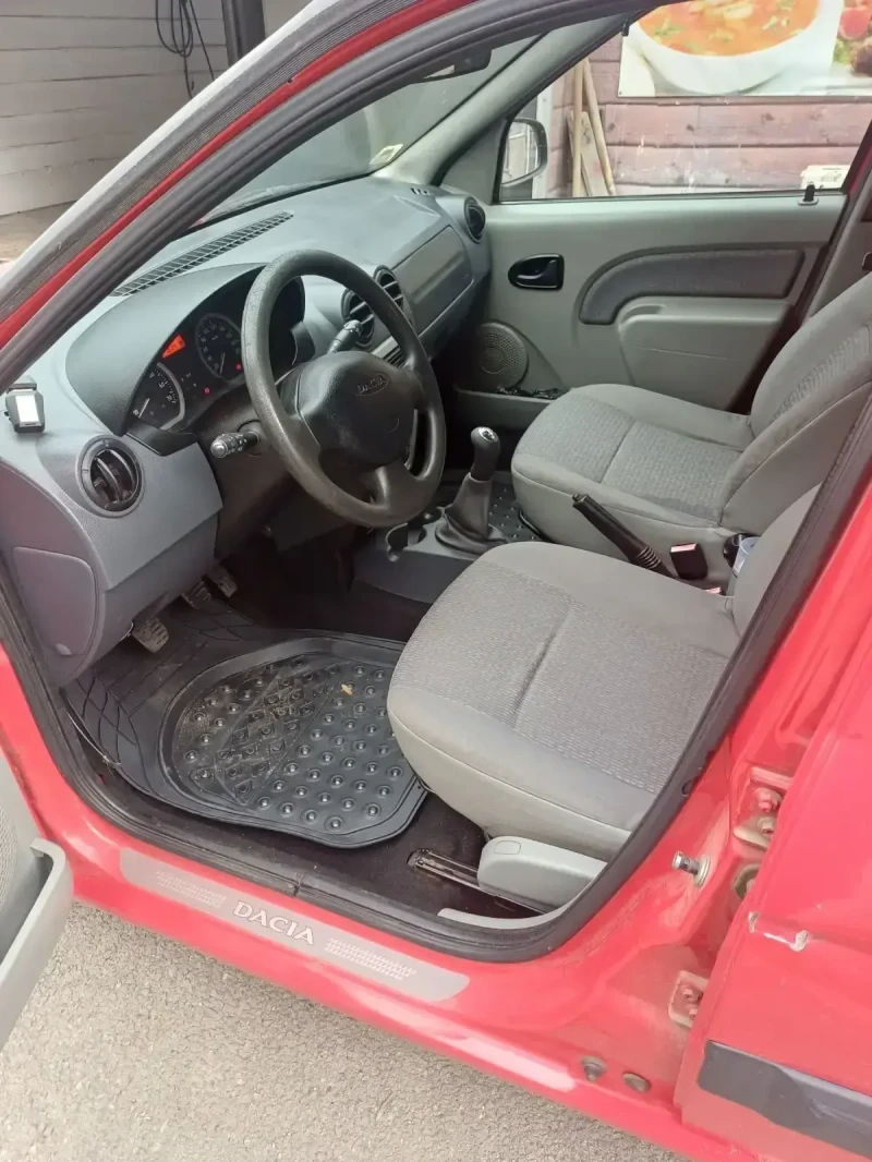 Dacia Logan 1.5dci MCV, снимка 6 - Автомобили и джипове - 52573529