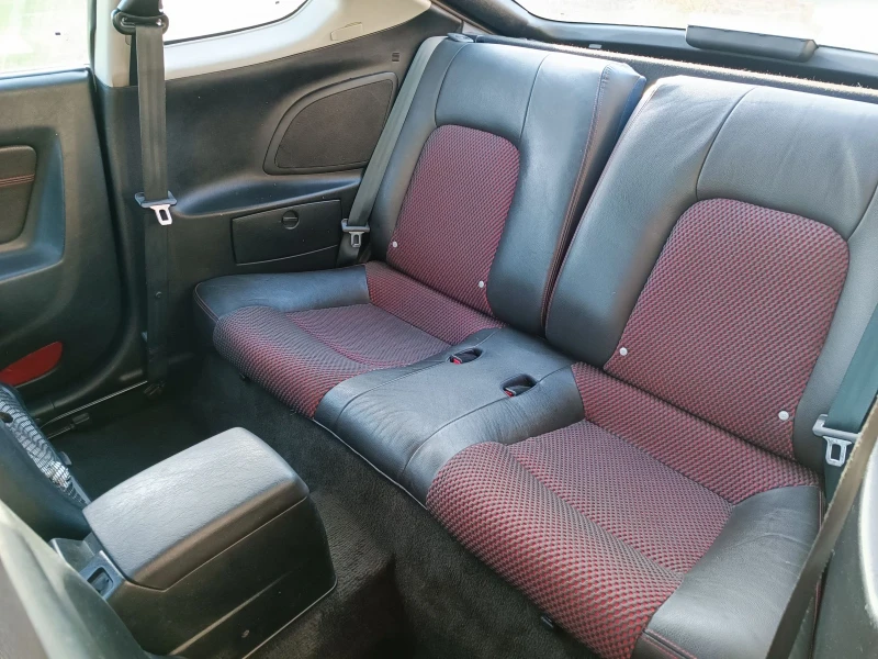 Hyundai Coupe, снимка 6 - Автомобили и джипове - 52831802