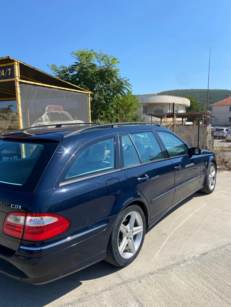 Mercedes-Benz E 280, снимка 13 - Автомобили и джипове - 53094195