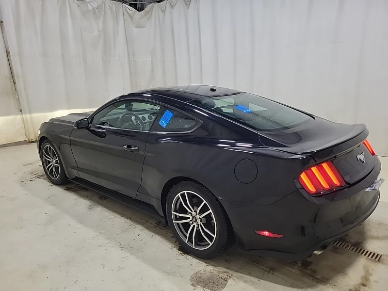 Ford Mustang ECOBOOST * * CARFAX * * АВТО КРЕДИТ * * , снимка 6 - Автомобили и джипове - 53309859