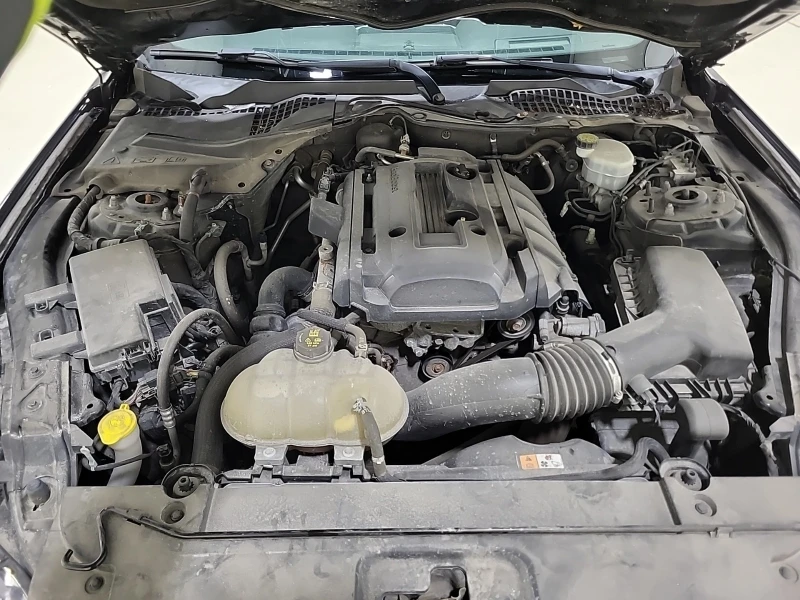 Ford Mustang ECOBOOST * * CARFAX * * АВТО КРЕДИТ * * , снимка 14 - Автомобили и джипове - 53309859