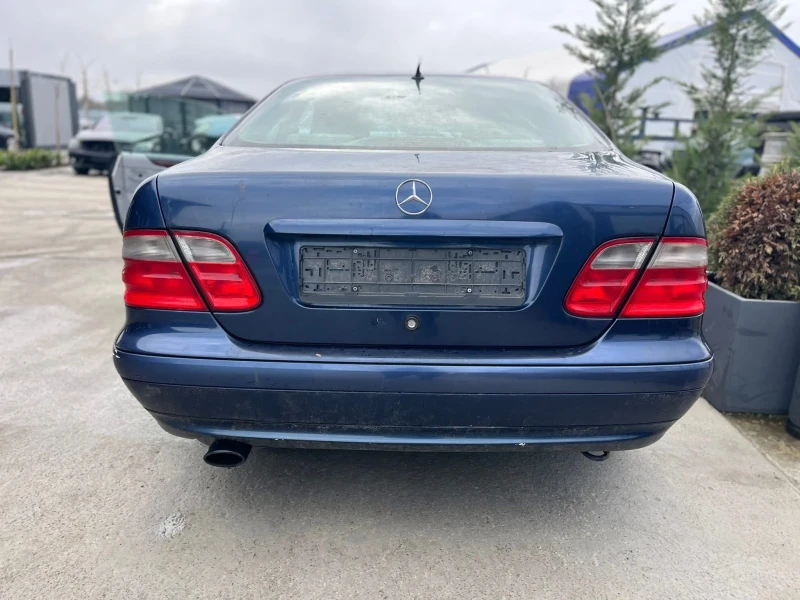 Mercedes-Benz CLK 111, снимка 15 - Автомобили и джипове - 53514664