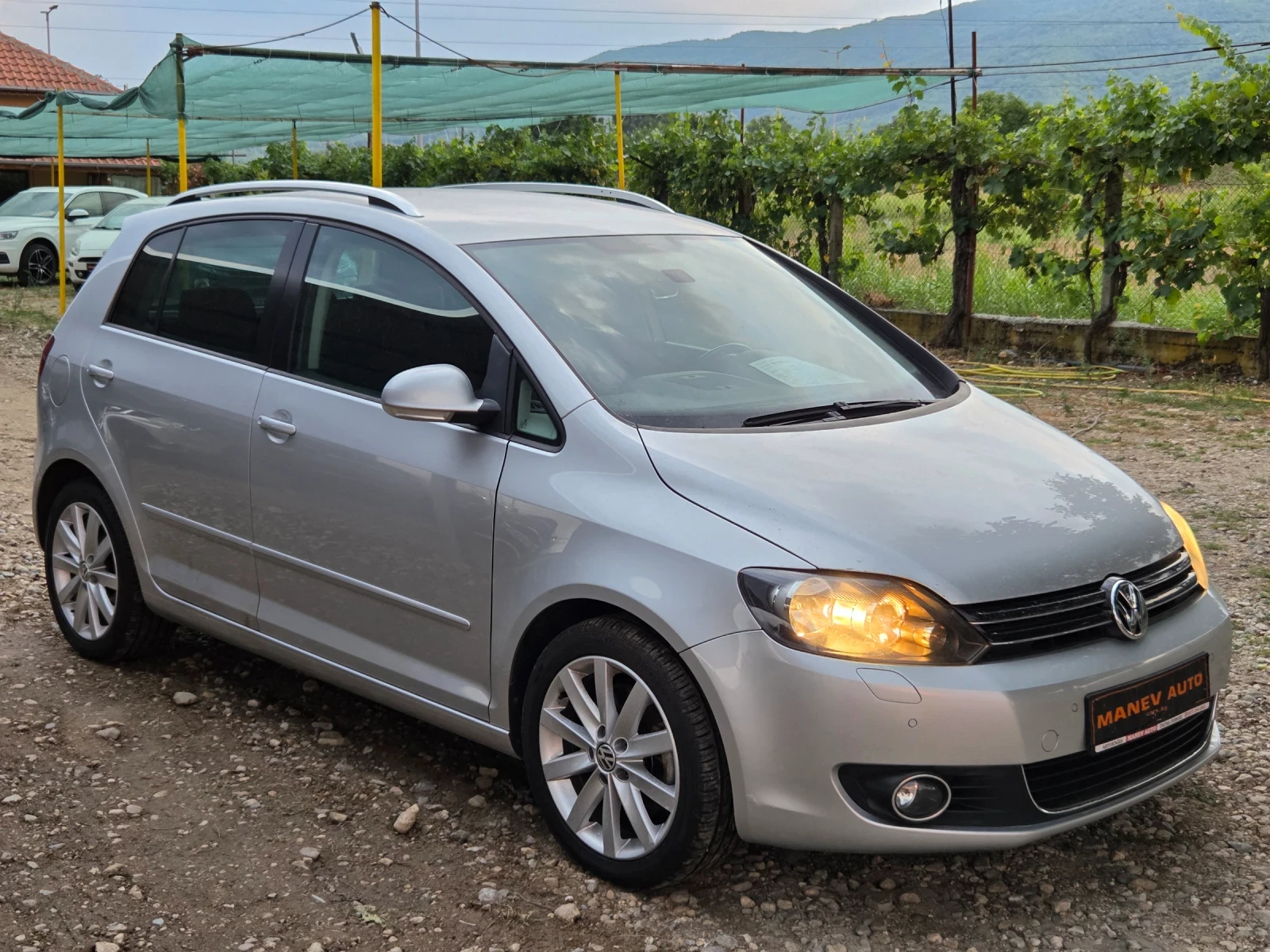 VW Golf Plus 1.4 TSI 160 ps ОБСЛУЖЕНА * * * , снимка 1