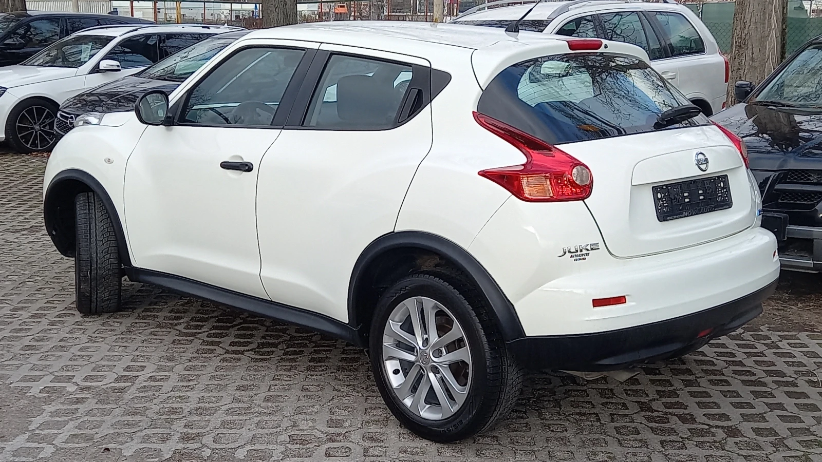 Nissan Juke ИЗКЛЮЧИТЕЛЕН СЕРВИЗ КНИЖК ОБСЛУЖН УНИКТ НОВ 6-СКОР - изображение 4