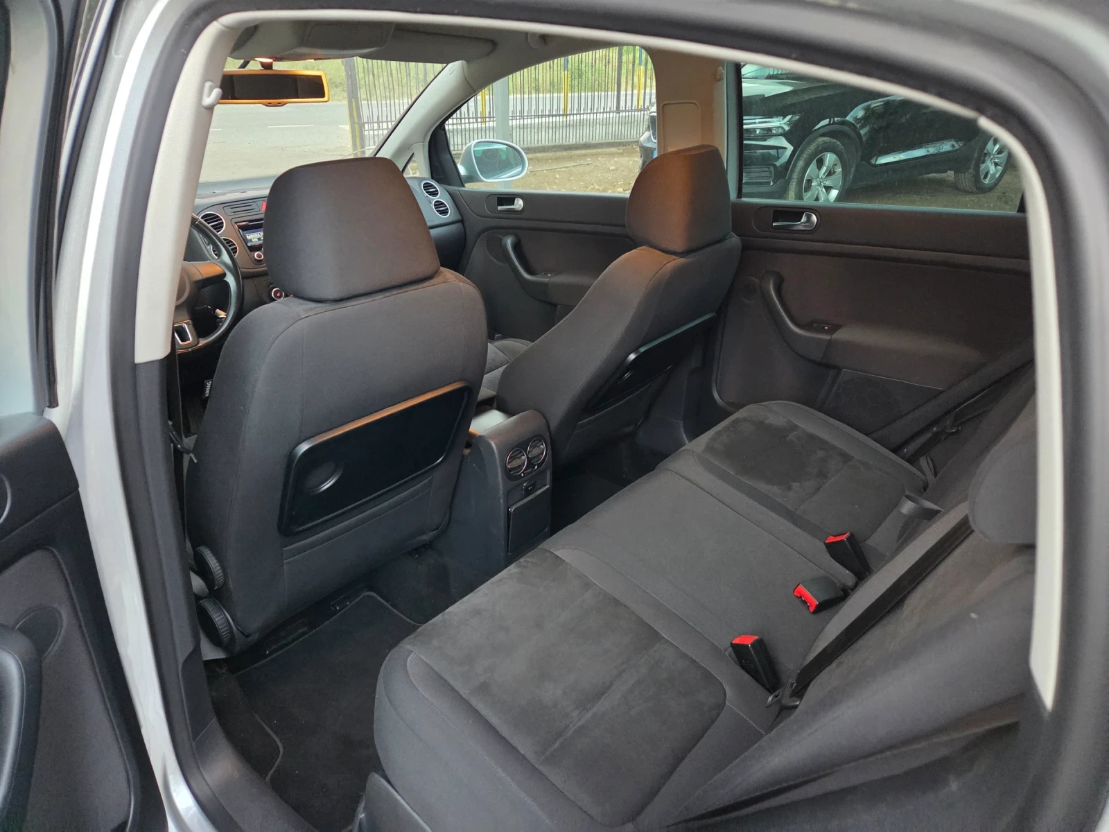 VW Golf Plus 1.4 TSI 160 ps ОБСЛУЖЕНА * * *  | Mobile.bg — изображение 14