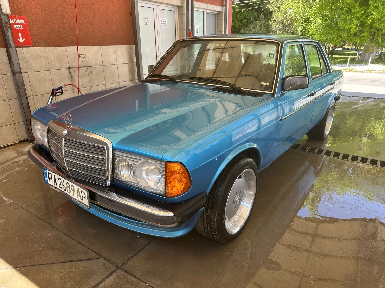 Mercedes-Benz 123  - изображение 3