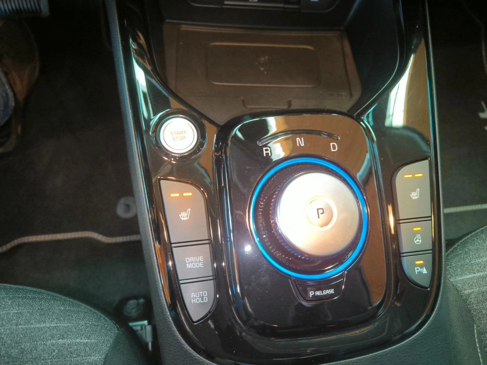 Kia Soul SPIRIT/204HP/ACC/SOH:100%/AMBI/CARPLAY/LED/155f - изображение 7