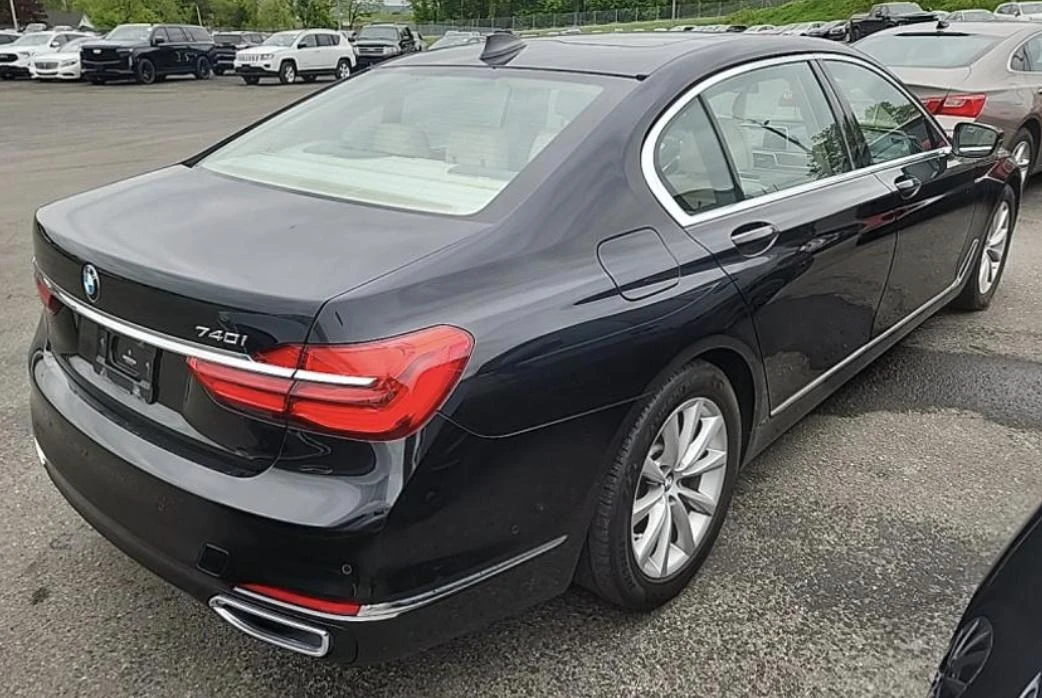 BMW 740 ДИСТРОНИК* ПОДГРЕВ* ОБДУХВАНЕ* МАСАЖ* КАМЕРА* КЕЙЛ - изображение 2