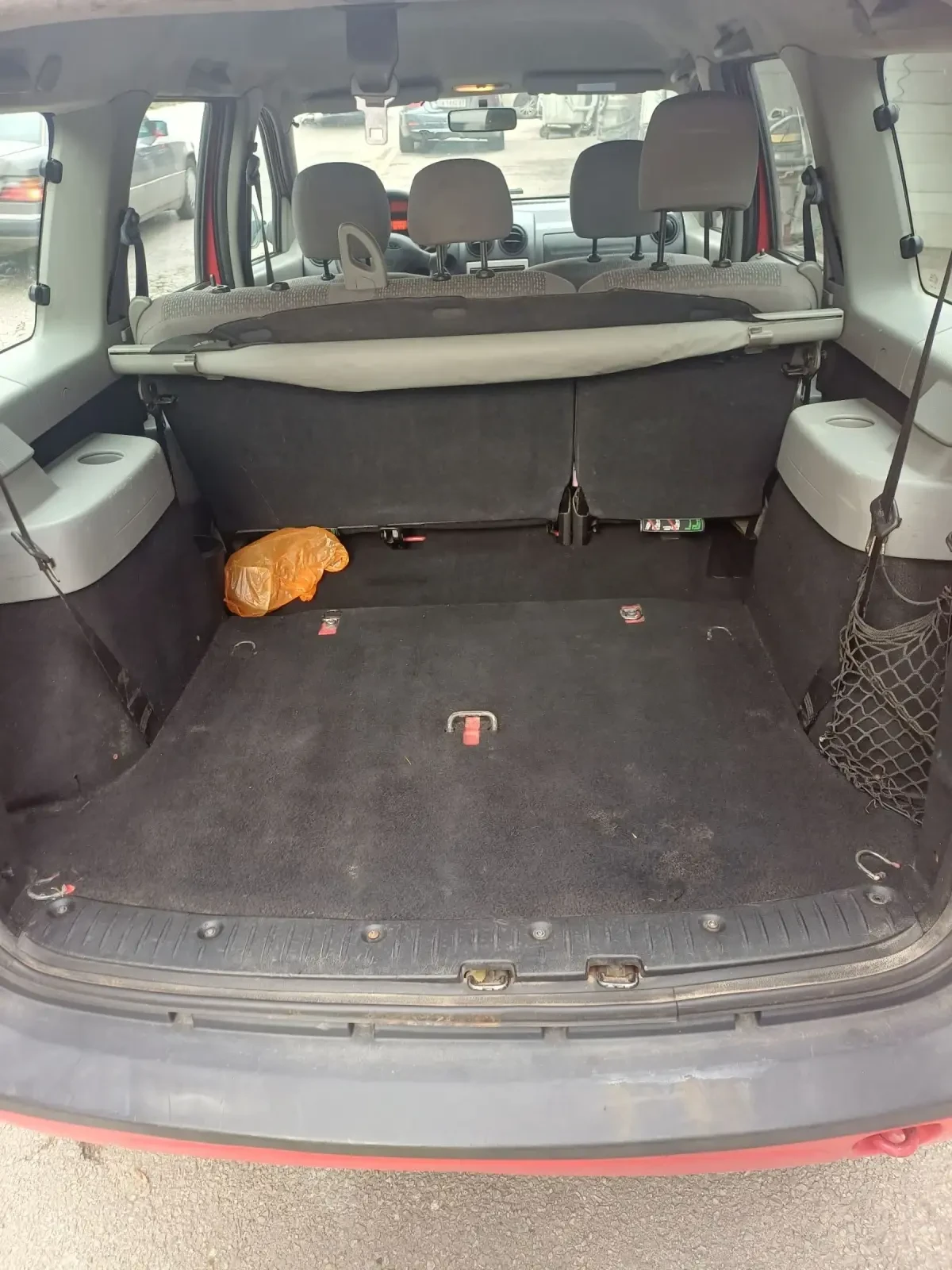 Dacia Logan 1.5dci MCV - изображение 7