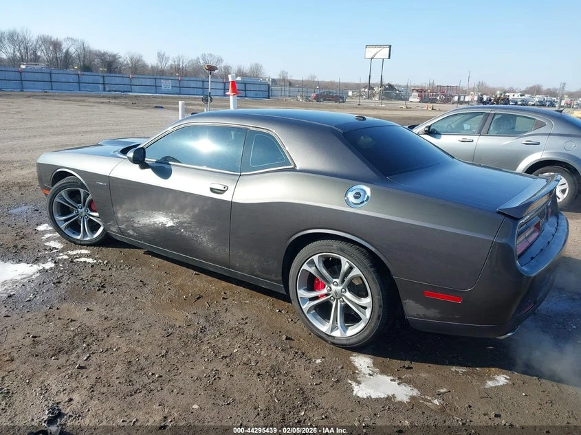 Dodge Challenger 5.7l R/T, снимка 3 - Автомобили и джипове - 53905664
