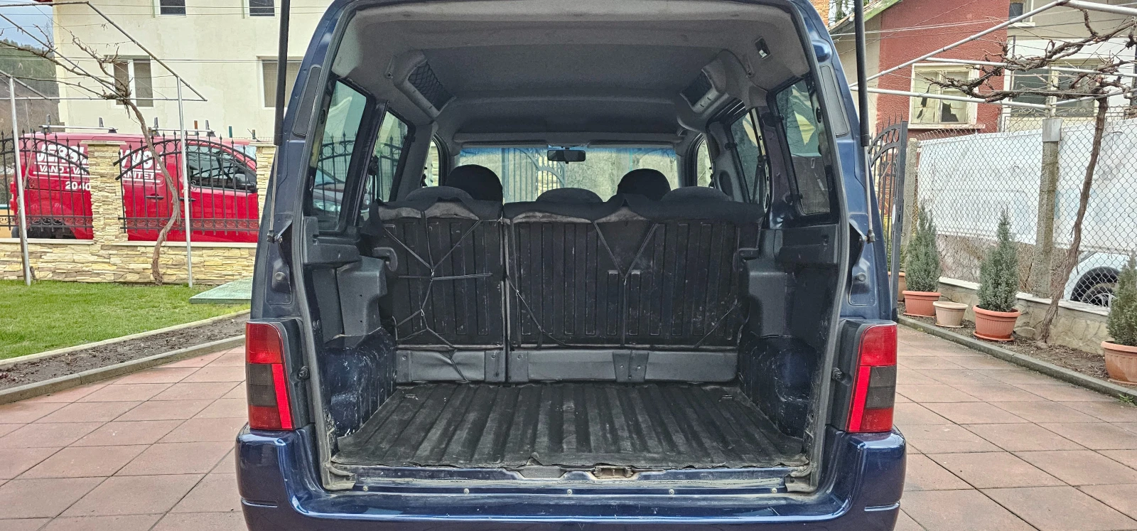 Citroen Berlingo 2.0 HDI / 90, снимка 9 - Автомобили и джипове - 53938467