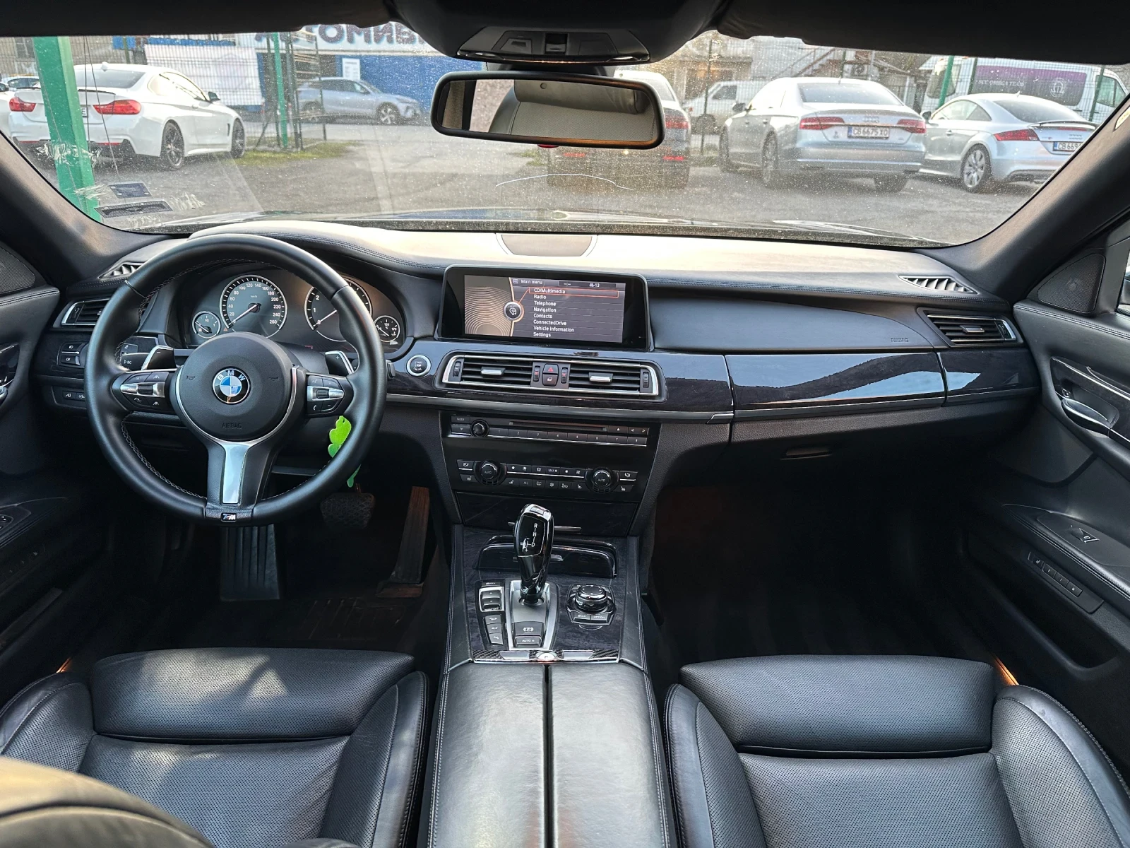 BMW 750 750L xDrive Full, снимка 17 - Автомобили и джипове - 54113565