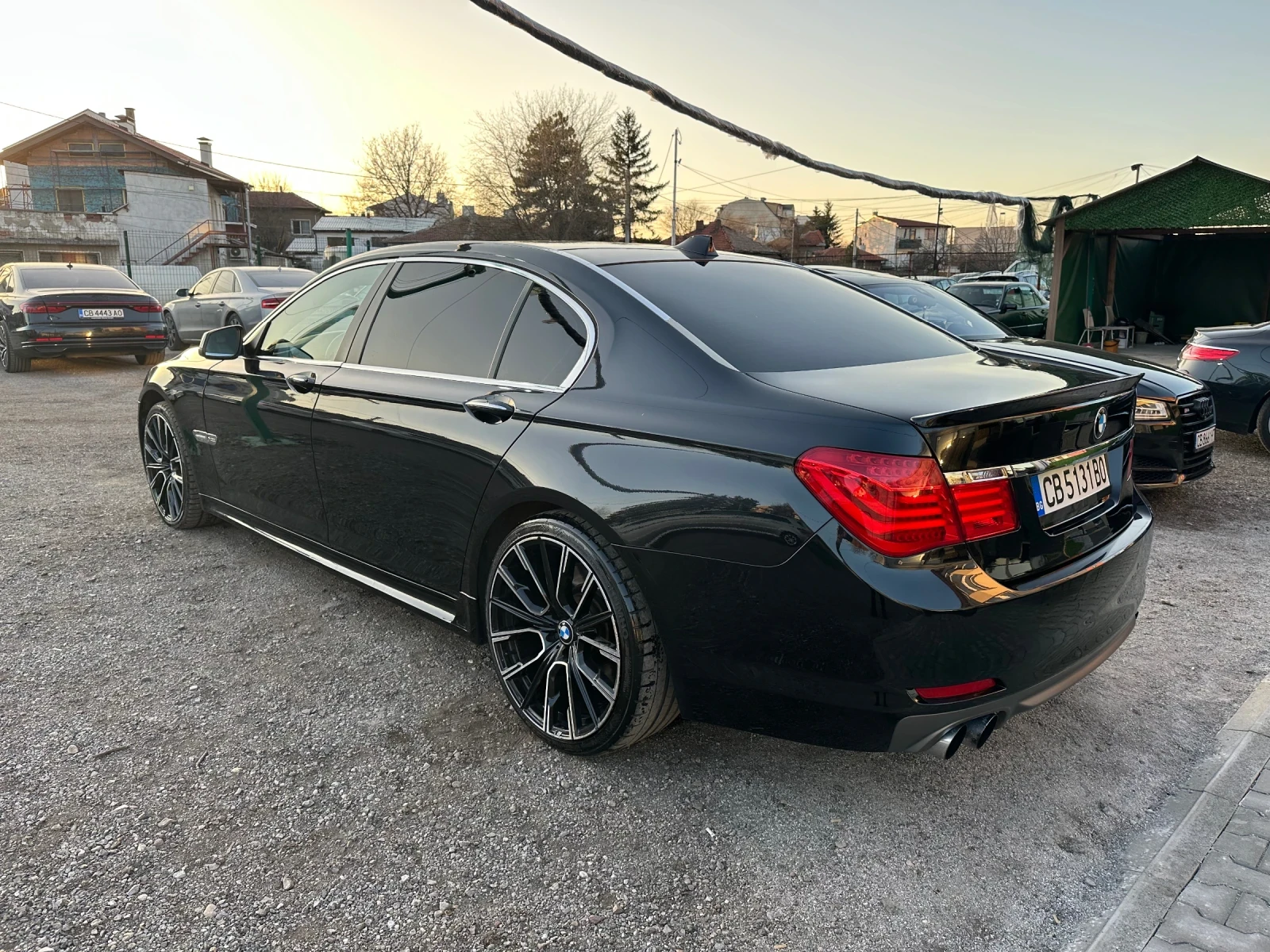 BMW 750 750L xDrive Full, снимка 7 - Автомобили и джипове - 54113565