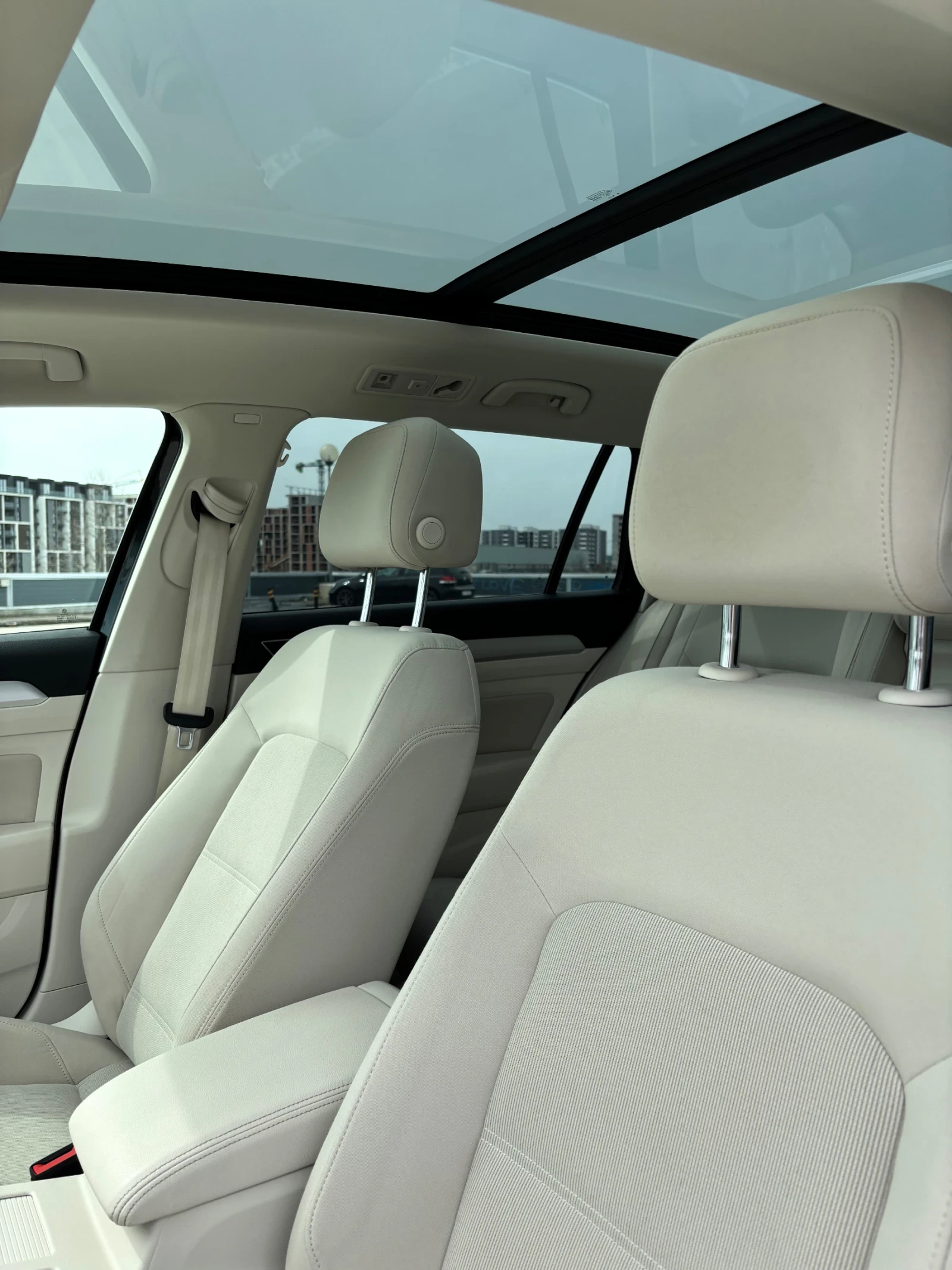 VW Passat Variant/Comfortline/150BMT/DSG7/Панорамен/, снимка 12 - Автомобили и джипове - 54205323